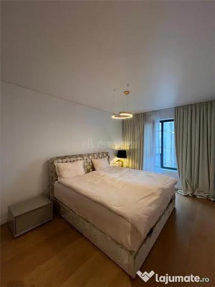 Apartament cu 3 camere decomandat în Exterior Vest