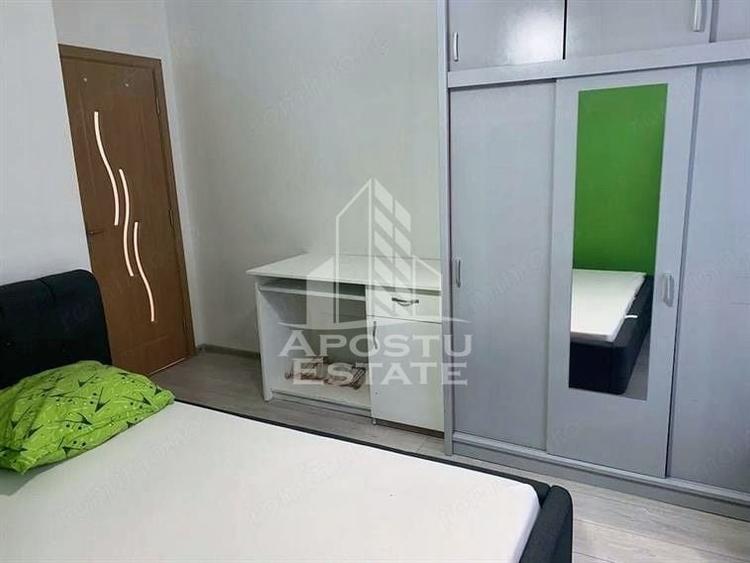 Apartament cu 3 camere decomandat în Dumbrăvița