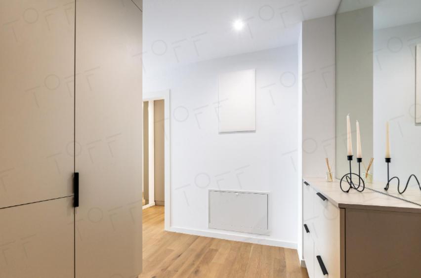 Apartament cu 3 camere decomandat în Aviației