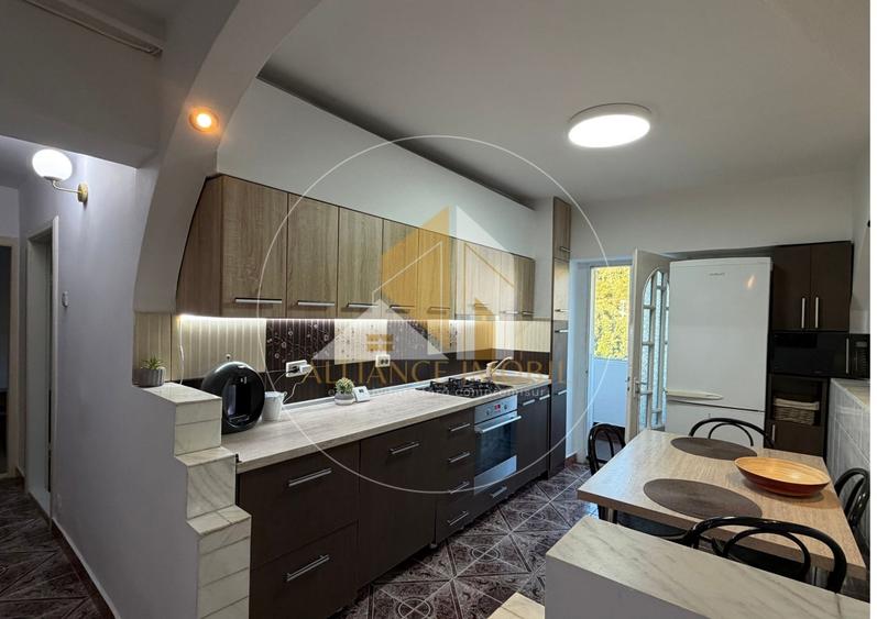 Apartament cu 3 camere decomandat, mobilat în Ștefan cel Mare