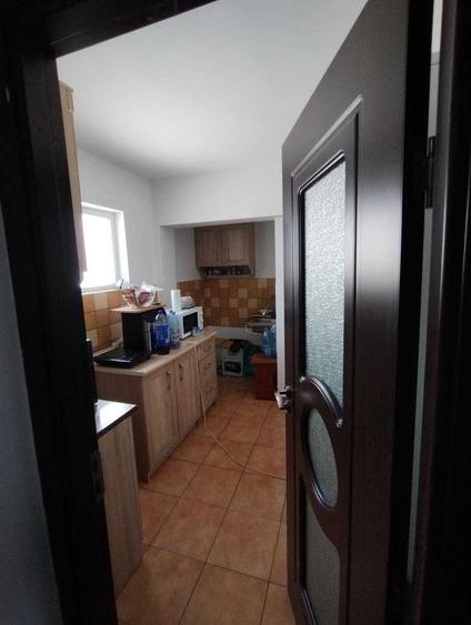 Apartament cu 2 camere decomandat în Războieni