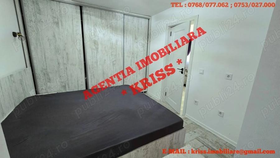 Apartament cu 3 camere semidecomandat în Eremia