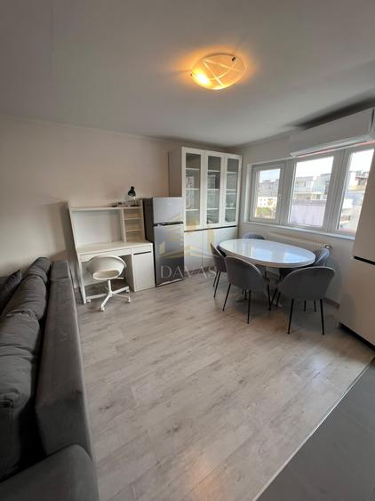 Apartament cu 2 camere semidecomandat, mobilat în Mărăști