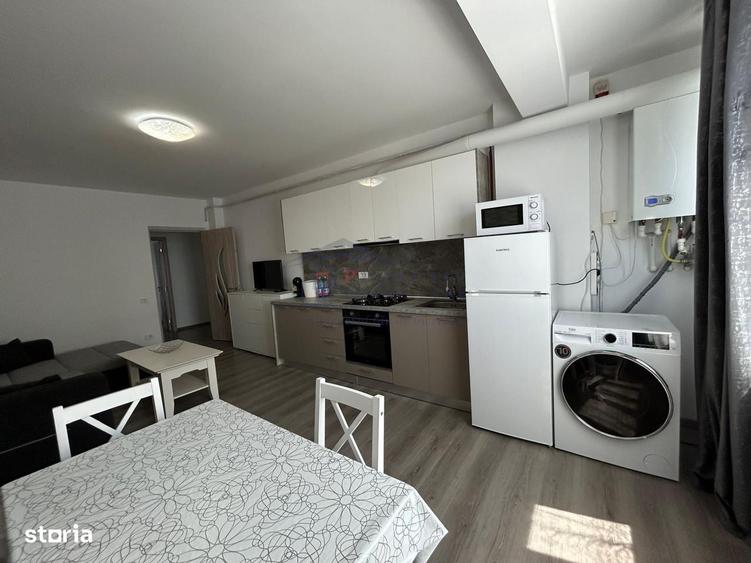Apartament cu 3 camere decomandat în Burdujeni