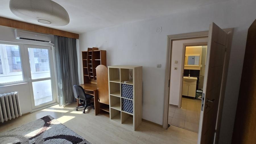 Garsonieră semidecomandată în Tineretului