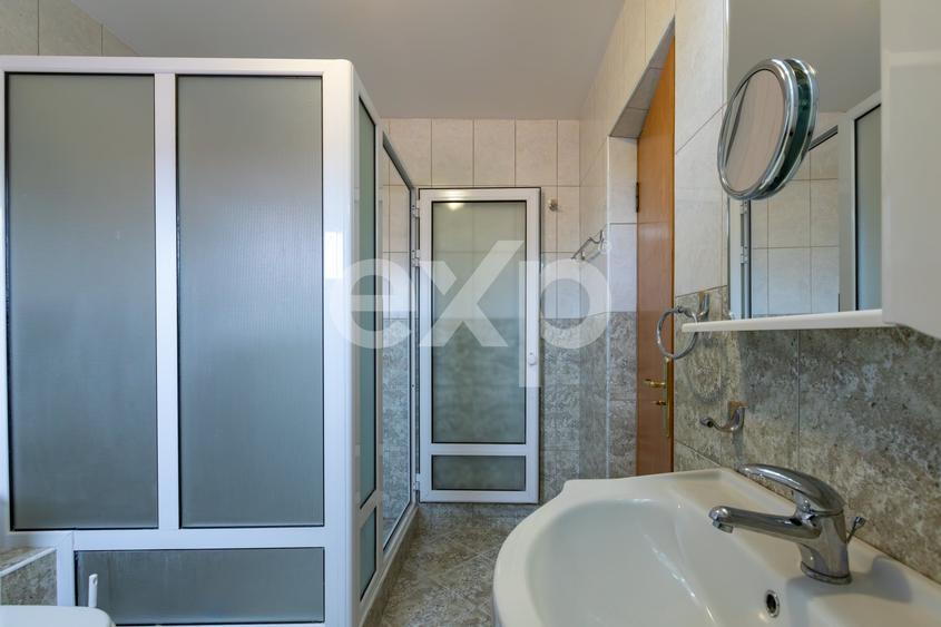 Casă individuală cu 5 camere cu Teren 1275 Mp în Sărata (Sărata)