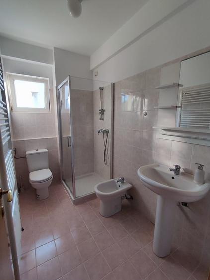 Apartament cu 2 camere decomandat în Elisabetin