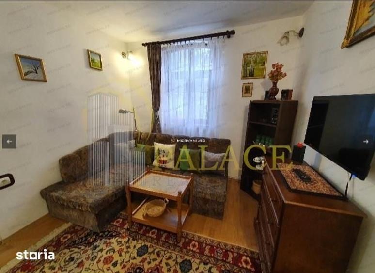 Casă cu 6 camere cu Teren 1152 Mp în Sinaia