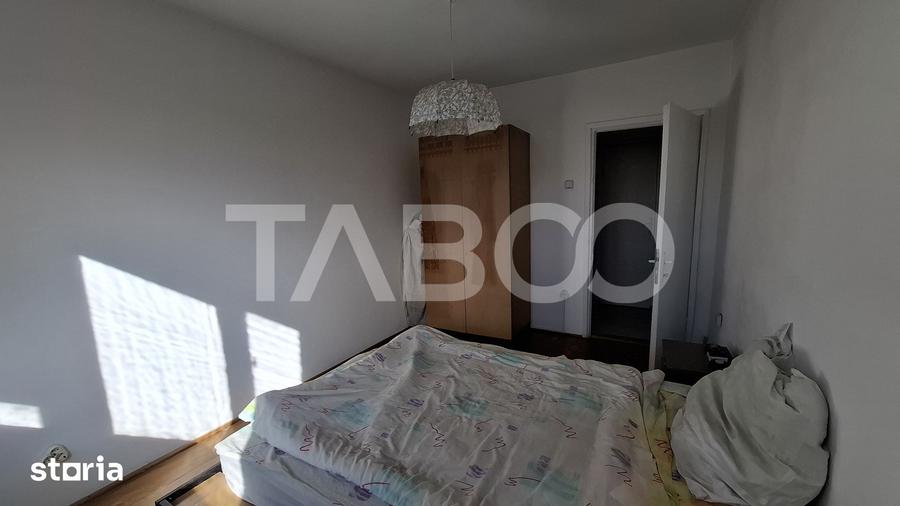 Apartament cu 3 camere decomandat în Mihai Viteazul