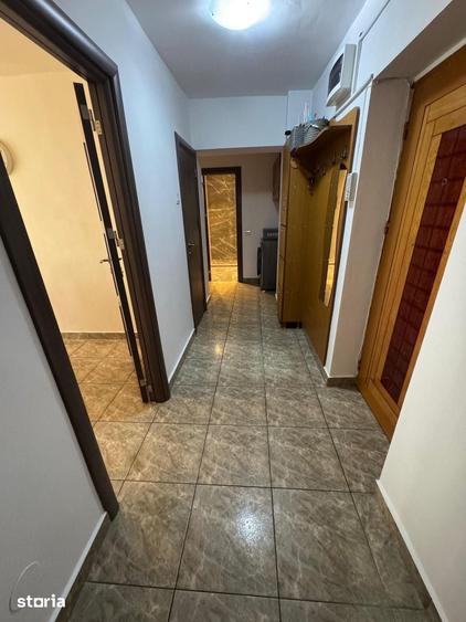 Apartament cu 2 camere decomandat în Micro 11