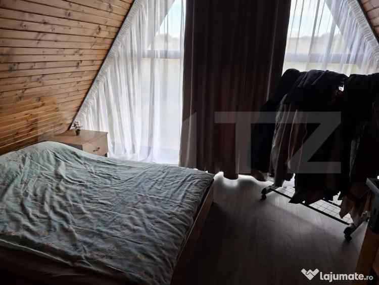 Casă cu 3 camere cu Teren 9587 Mp în Hotar