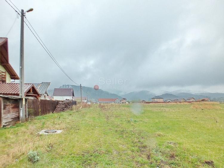 Teren Construcții intravilan de 1000 mp, în Cristian