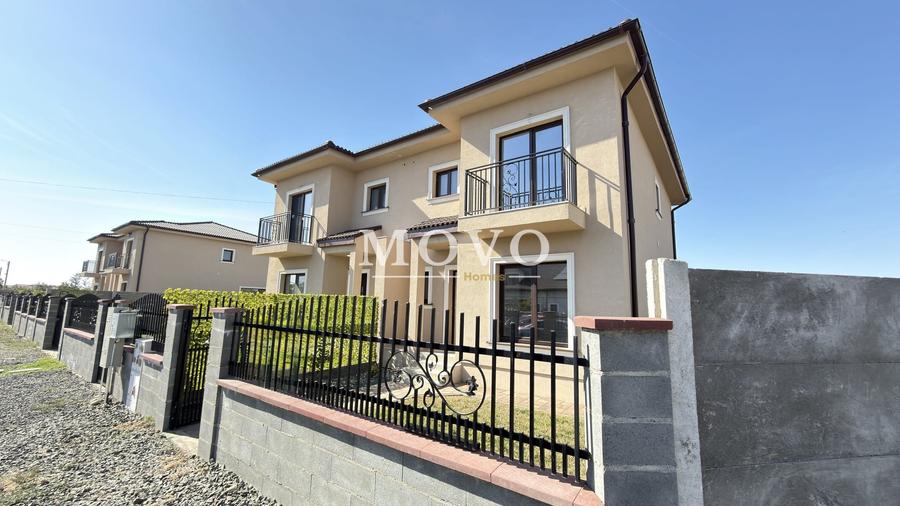 Duplex cu 4 camere cu Canalizare în Moșnița Nouă