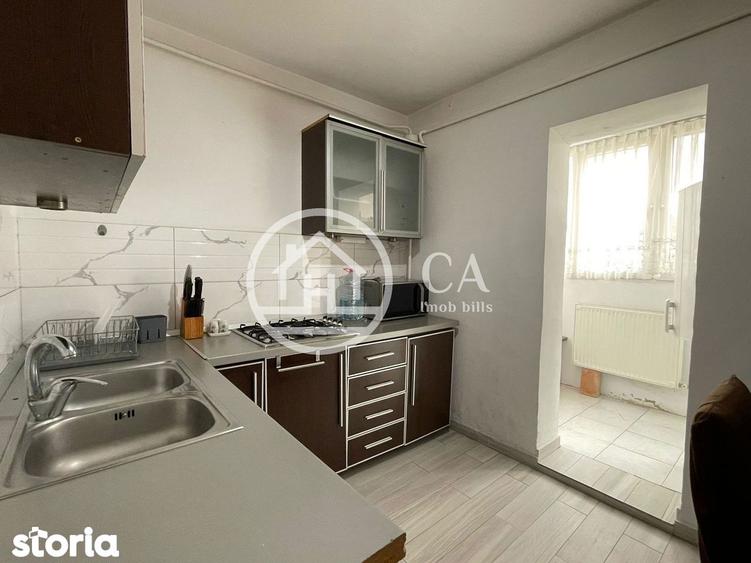Apartament cu 3 camere decomandat în Decebal
