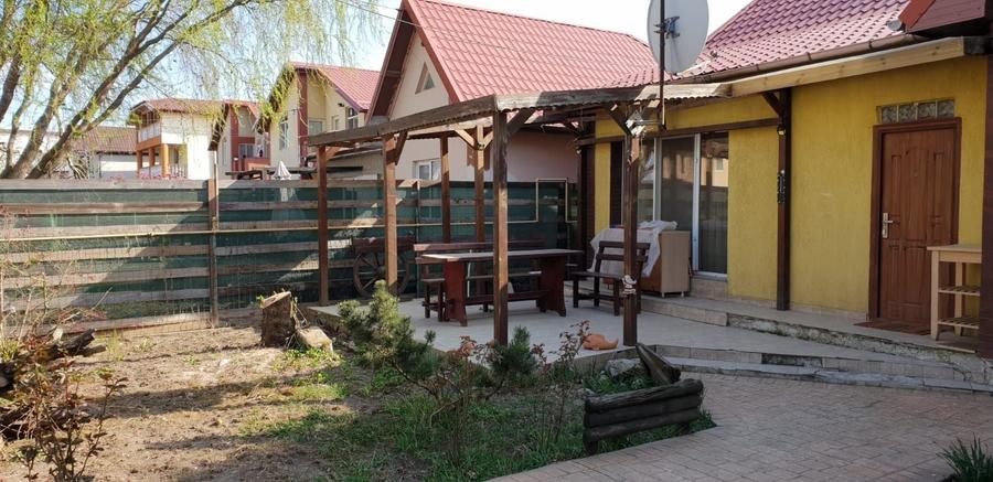 Casă cu 3 camere cu Teren 300 Mp în Central