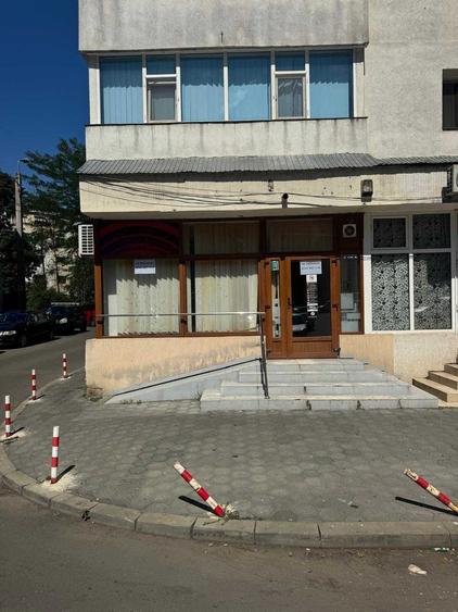 Spațiu comercial, de 82 mp, în Alexandru cel Bun