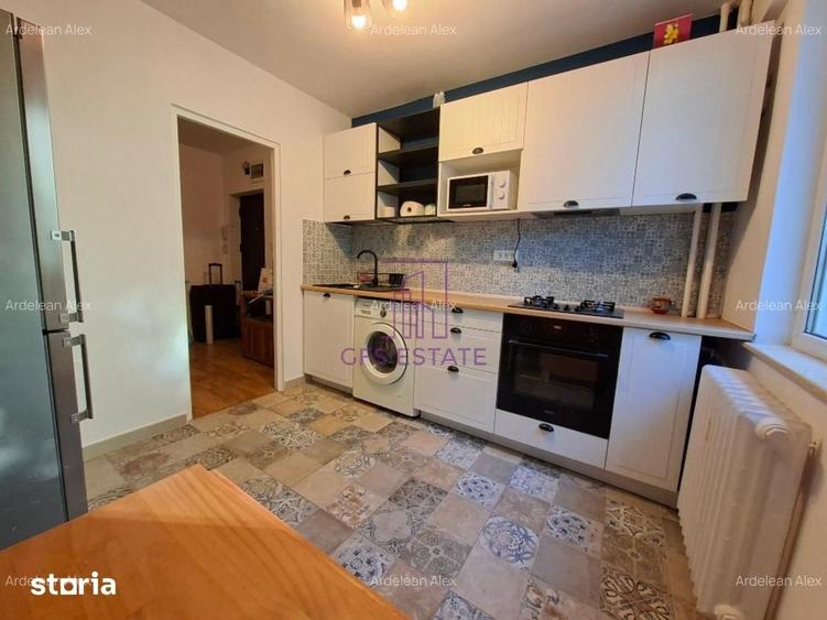 Apartament cu 3 camere decomandat în Dristor