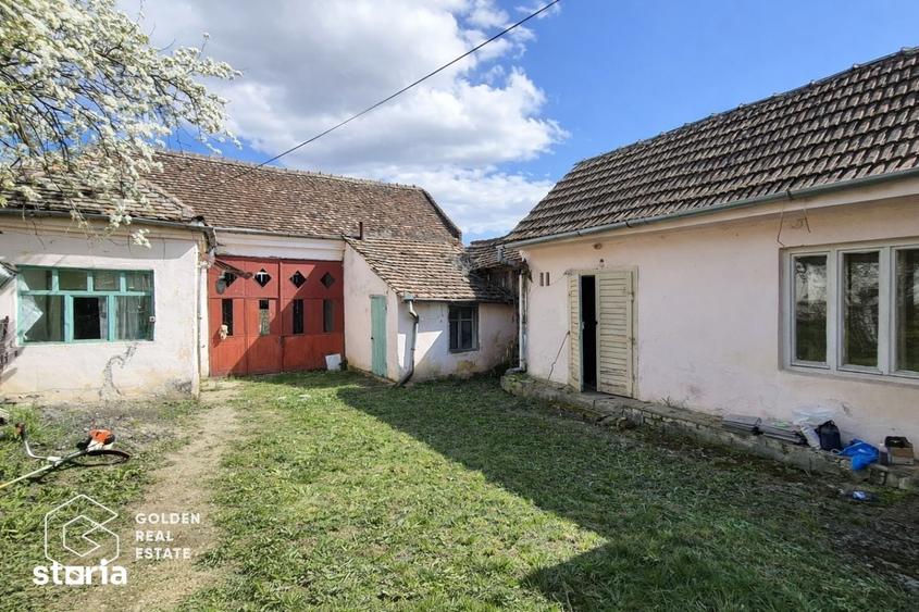 Casă cu 2 camere cu Teren 1170 Mp în Zăbrani