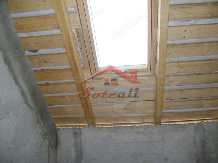 Casă cu Teren 650 Mp în Cornu