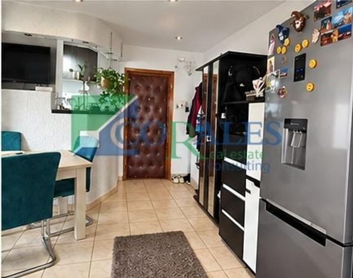 Apartament cu 2 camere decomandat, mobilat în Bucovina