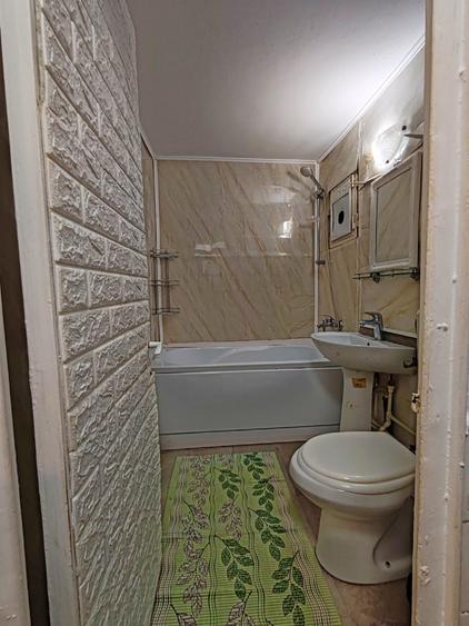 Apartament cu 2 camere decomandat în Casa de Cultură