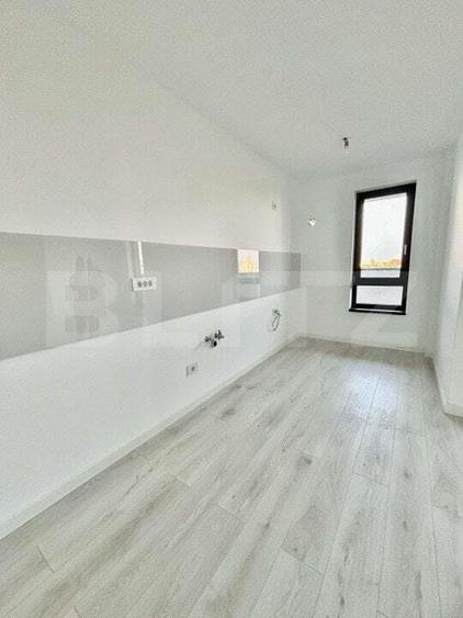 Apartament cu 3 camere decomandat în Torontalului
