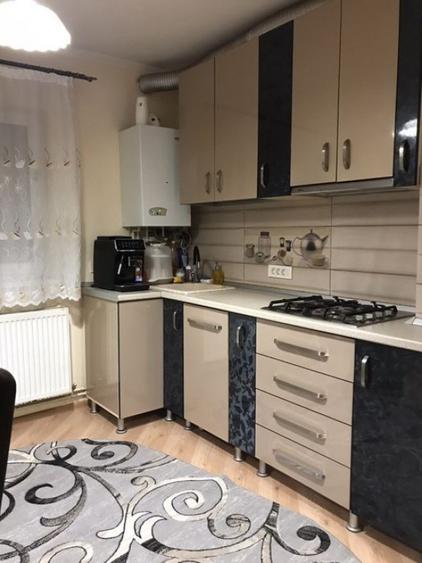 Apartament cu 2 camere semidecomandat în Complex Studențesc