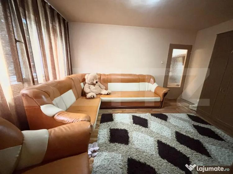 Apartament cu 2 camere semidecomandat în Micro 6