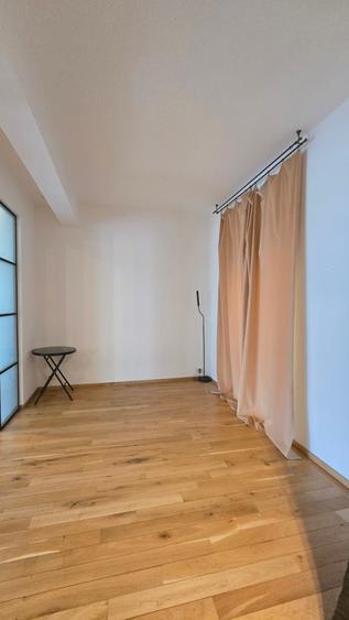 Apartament cu 4 camere decomandat în Eminescu
