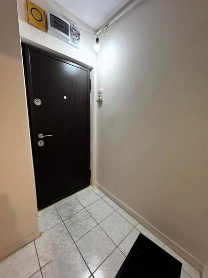 Apartament cu 2 camere semidecomandat în Tătărași