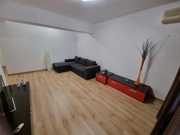 Apartament cu 2 camere decomandat în Tomis Plus