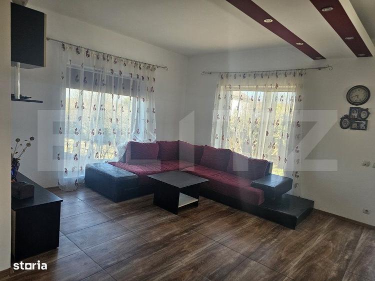 Casă cu 4 camere în Ungureni