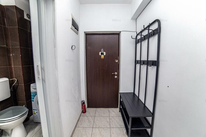Apartament cu 3 camere semidecomandat, mobilat în Crângași