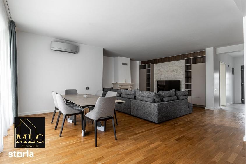 Casă cu 6 camere cu Teren 482 Mp în Corbeanca
