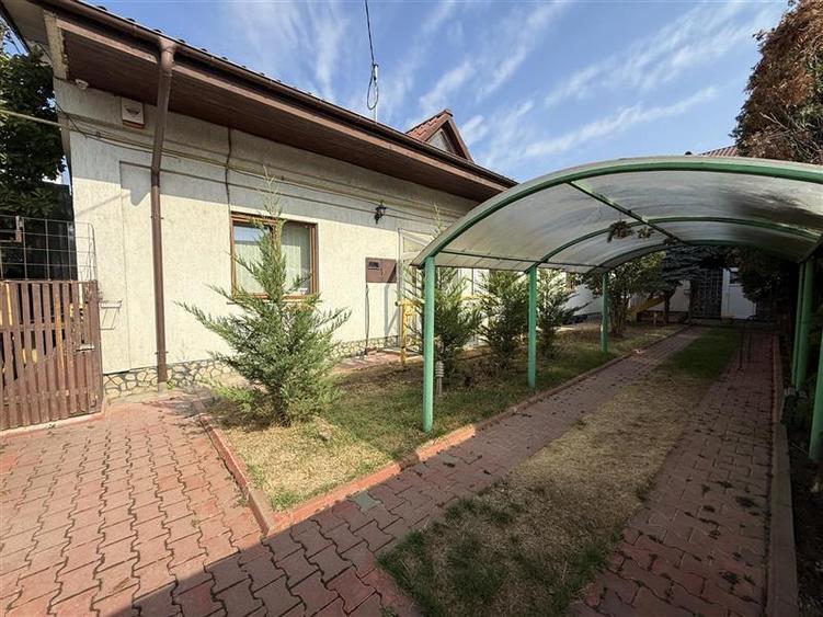 Casă individuală cu 6 camere cu Teren 272 Mp în Bistrița Lac