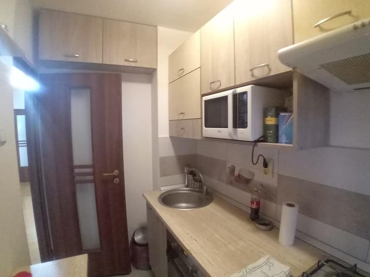 Garsonieră decomandată în Progresul