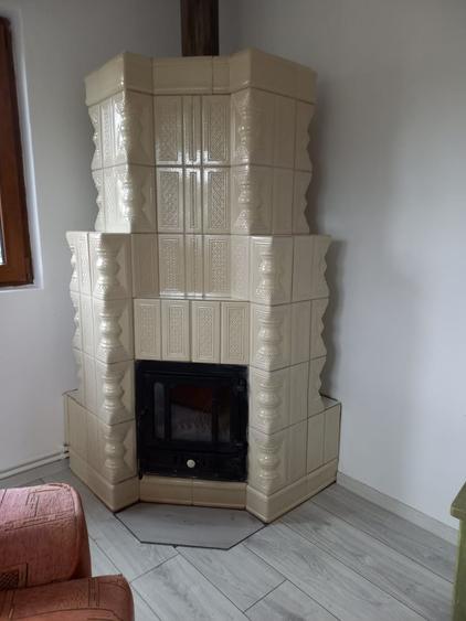 Casă cu 3 camere cu Teren 800 Mp în Valea