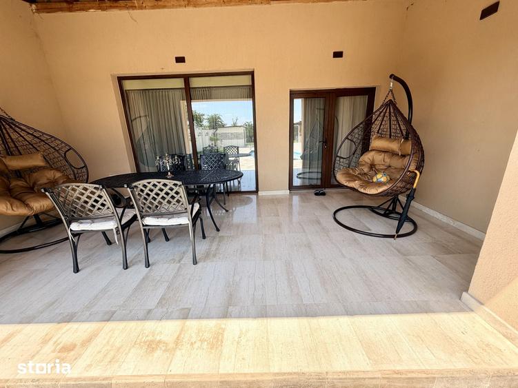 Casă cu 5 camere cu Teren 1040 Mp în Sânandrei