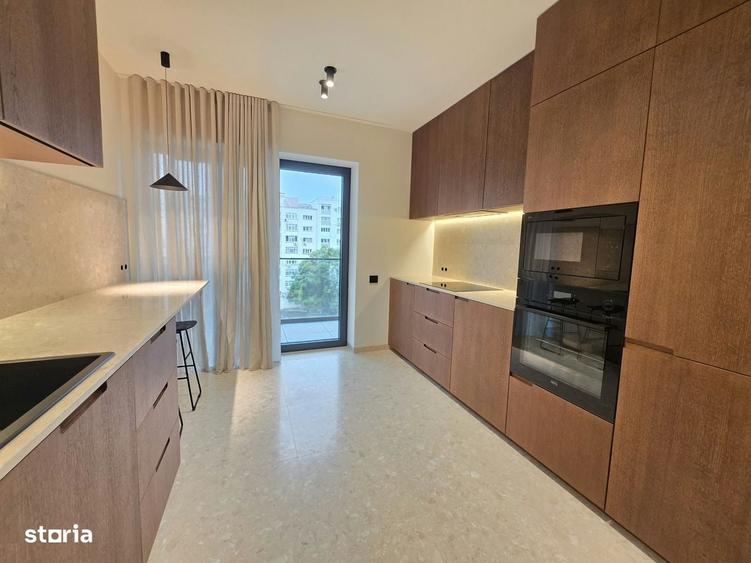 Apartament cu 3 camere în Unirii