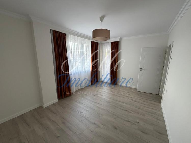 Apartament cu 4 camere decomandat în Florești