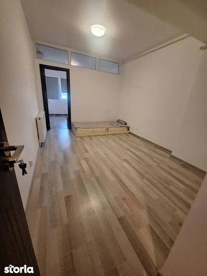 Inchiriere apartament 2 camere cu balcon inchis si terasa Sector 3 - 4