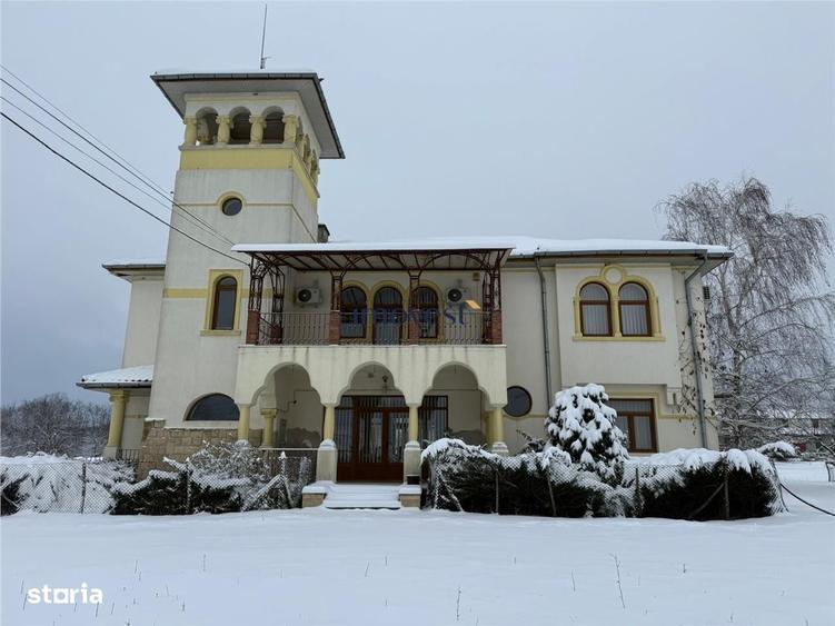 Casă cu 4 camere în Supur