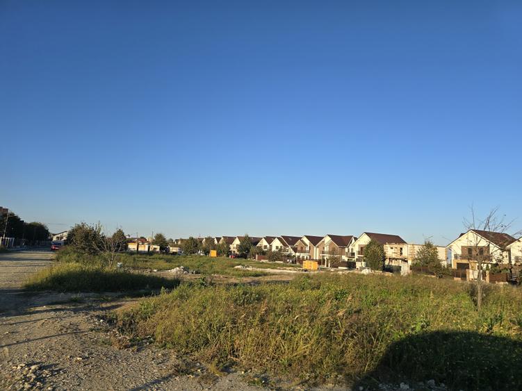 Teren Construcții intravilan de 12200 mp, în Năvodari