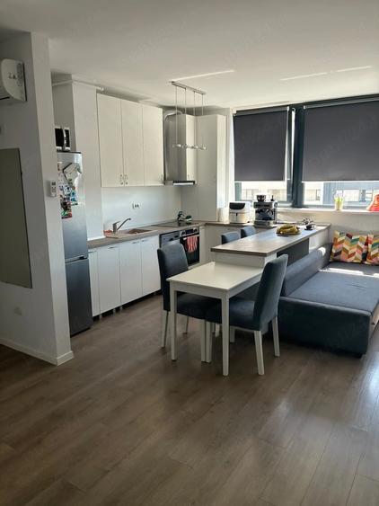 Apartament cu 2 camere decomandat în Torontalului