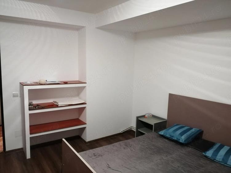 Apartament cu 2 camere decomandat în Craiovița Nouă