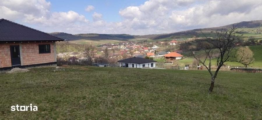 Teren de 1000 mp, în Central