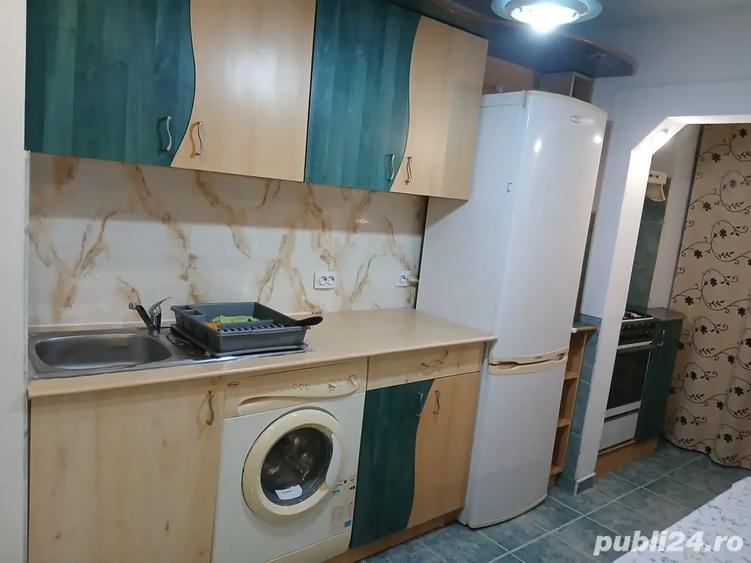 Apartament cu 2 camere decomandat în Vasile Aaron