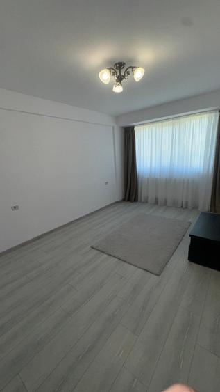 Apartament cu 2 camere decomandat, mobilat în Vișani
