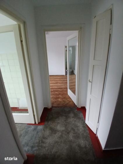 Apartament cu 2 camere semidecomandate, Centru - 10