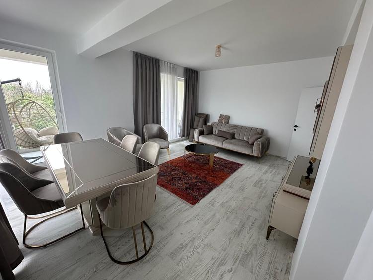 Apartament cu 2 camere decomandat în Vitan